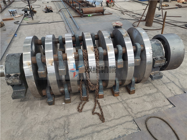 <a href='http://www.scives.cn/psxl/4.html' target='_blank'><span>廢鋼破碎機</span></a><a href='http://www.scives.cn/scxc/1572.html' target='_blank'><span>錘頭</span></a>