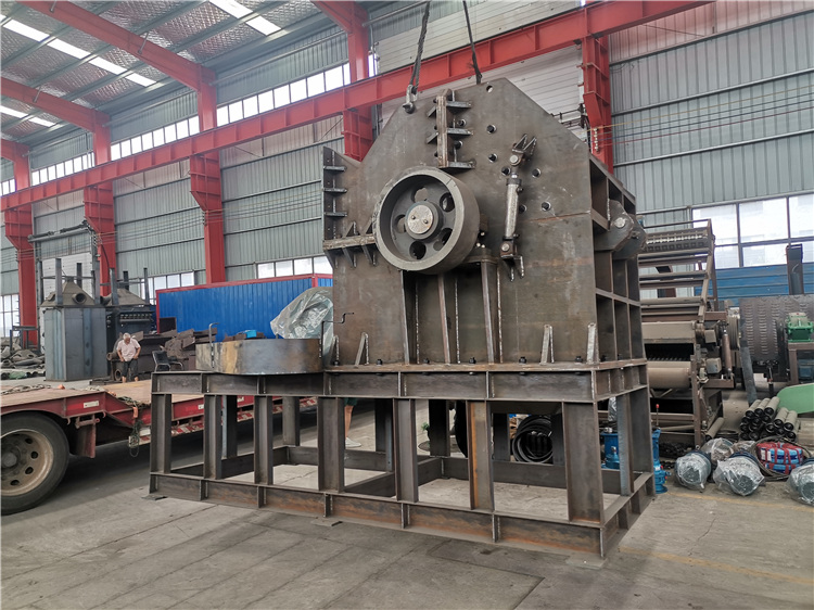 廢鋼破碎機(jī)生產(chǎn)安全要注意哪些安全隱患，做好哪些安全防護(hù)